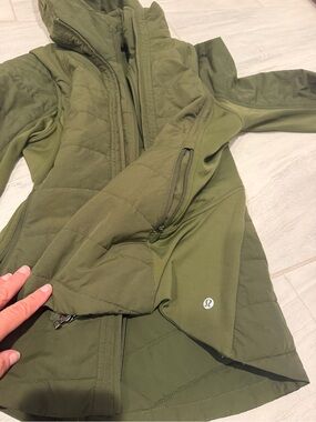 lululemon athletica Olive Utility Quilted Jacket